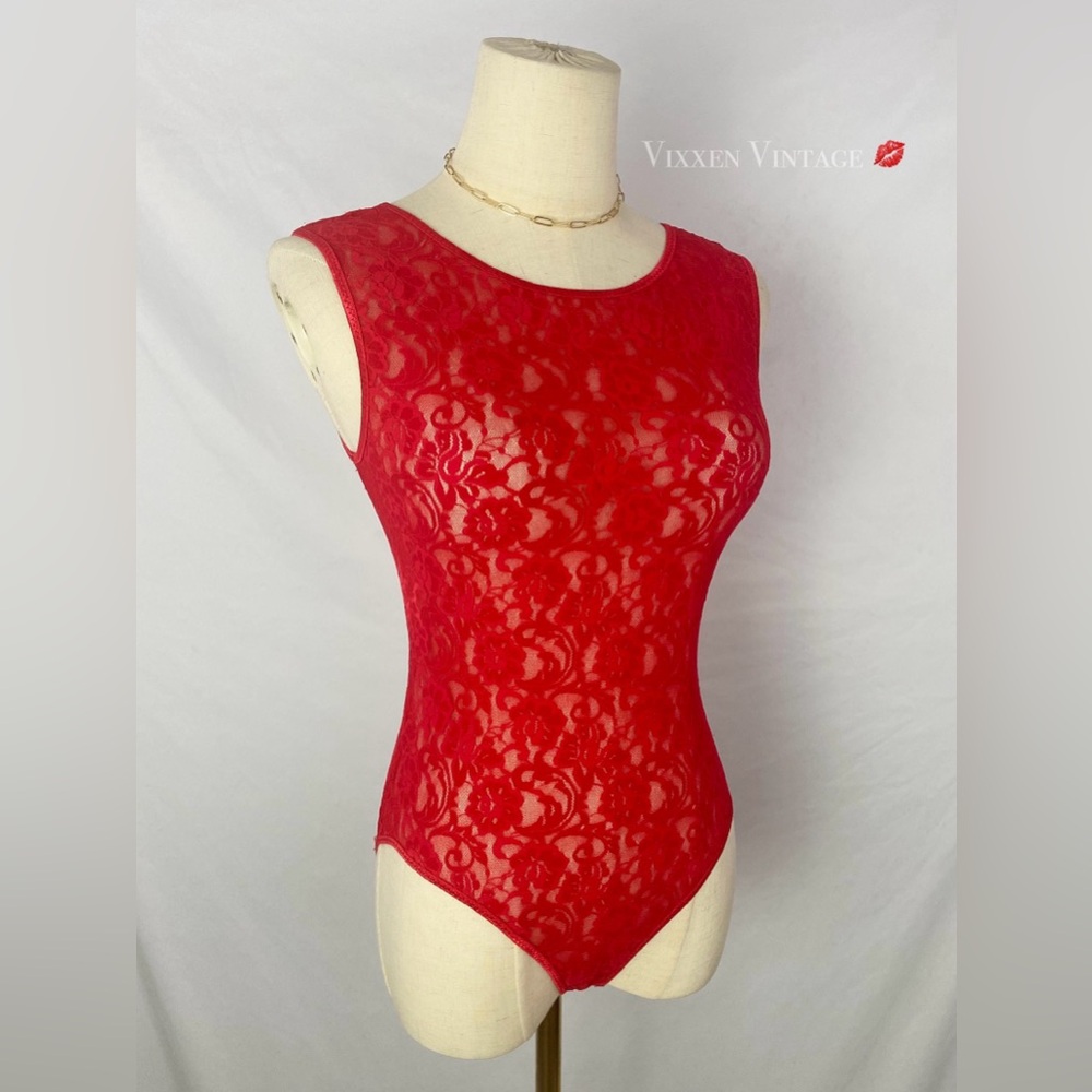 VINTAGE 1990'S SHEER LACE LOW BACK BODYSUIT IN RED